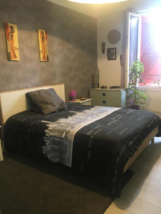 Belle Chambre Au Coeur De Bayonne Leilighet Eksteriør bilde